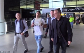 &quot;Chicharito&quot; ya está en Londres