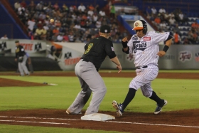 Tigres pega primero