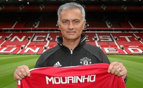 Mourinho ya fue presentado con Manchester United