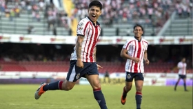 Chivas ya ganó; Veracruz la víctima