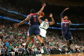 Celtics gana primer juego semifinal a Washington
