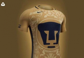 Playera de Pumas entre las 5 mejores