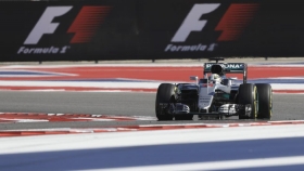 Lewis domina entrenamientos del GP EUA