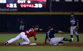 Sultanes reacciona en casa ante Toros de Tijuana