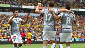 León deja herido a Morelia