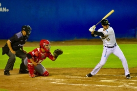 Pericos gana el primero a Diablos