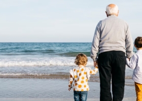 ¡Feliz Día de los Abuelos! los más sabios de la familia