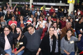  Junto a su esposa, Rosario Orozco Caballero, asistió la pre-posada 2019.