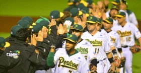 Campeón Pericos de Puebla inicia LMB 2017 con triunfo ante León