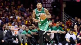 Boston evita barrida ante el campeón Cavaliers