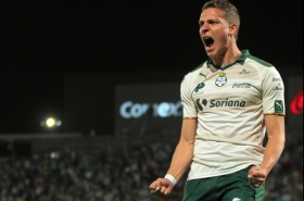 Santos gana de última hora