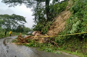 La dependencia precisó que Franklin continúa aproximándose a la costa central de Veracruz