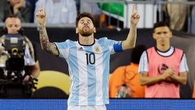 Gol con el que empata a &quot;Batigol&quot;