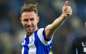 Porto espera hacer buen negocio con Layún