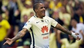 América festeja con triunfo el Centenario