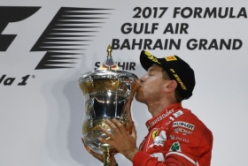 Vettel gana el GP de Bahréin