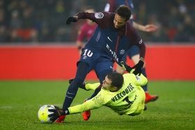 Neymar no es del agrado de los jugadores del PSG