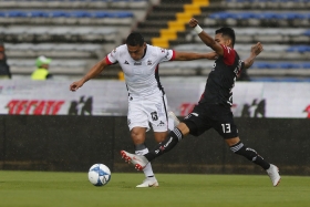 Lobos y Zorros aburren con 0-0