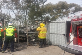 Se incendian automóviles