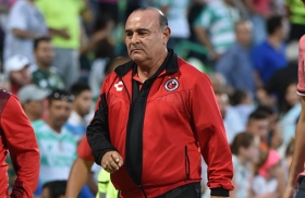 Veracruz cesa al técnico Luna