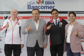Palencia es presentado como técnico de Lobos BUAP