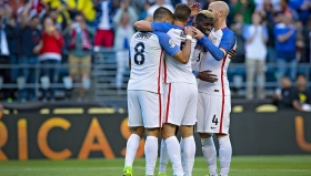 EUA califica a semifinales de Copa América