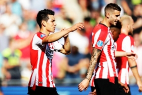 “Chucky” Lozano sigue en plan grande