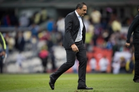 Pablo Marini estaría fuera de la Franja