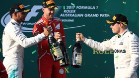 Vettel se lleva el GP de Australia
