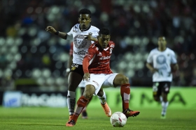 Mineros y Leones Negros empataron en la ida