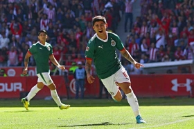 Chivas saca empate en Toluca