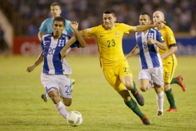 Australia y Honduras por boleto a Rusia