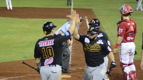 Pericos gana segundo ante Piratas