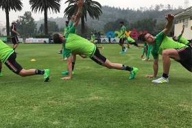Selección mexicana trabaja a doble sesión