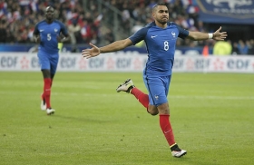 Francia en casa golea a Rusia
