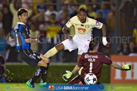 Gallos y Águilas firmaron el empate